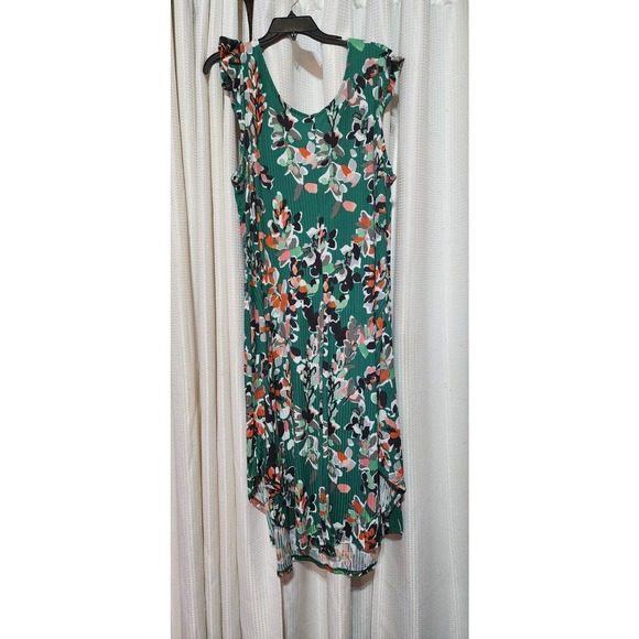Emerald Dresses & Skirts - Emerald plus size‎ mini sleeve dress